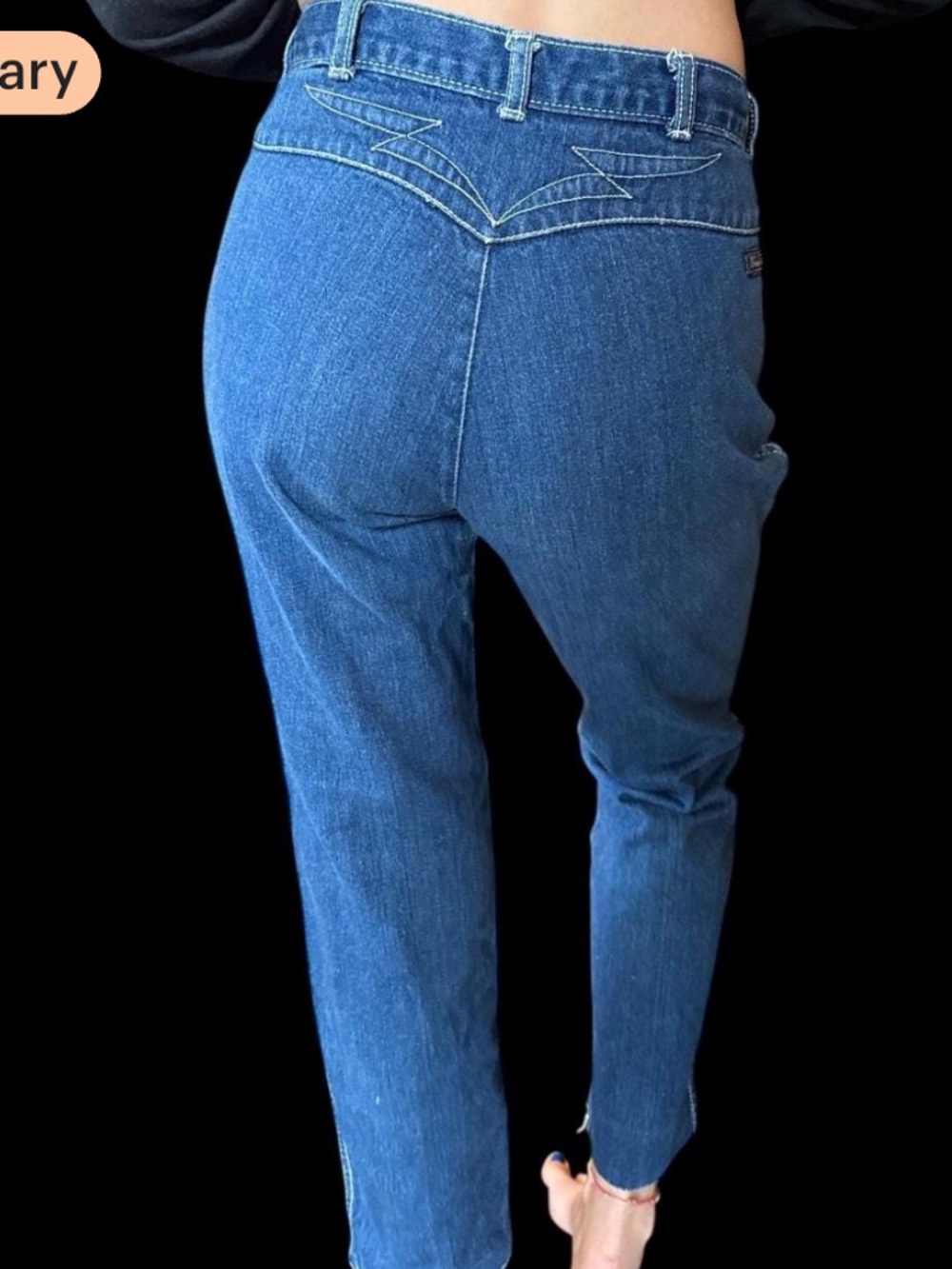 VINTAGE ‘ Fancy Ass ‘ 70s High Waisted Jean V Cute Back Detail.